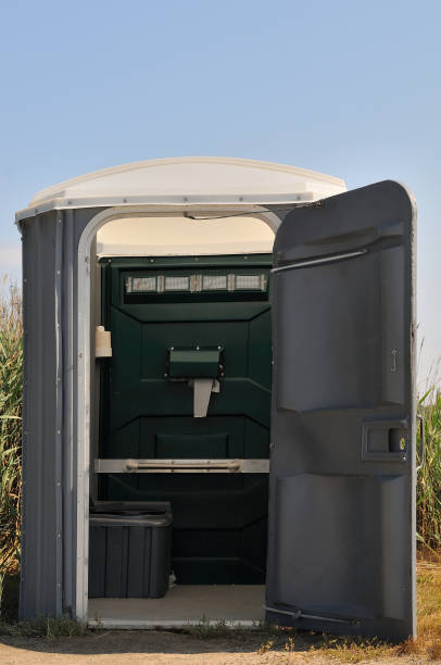 Best Luxury portable toilet rental  in Rapid Valley, SD